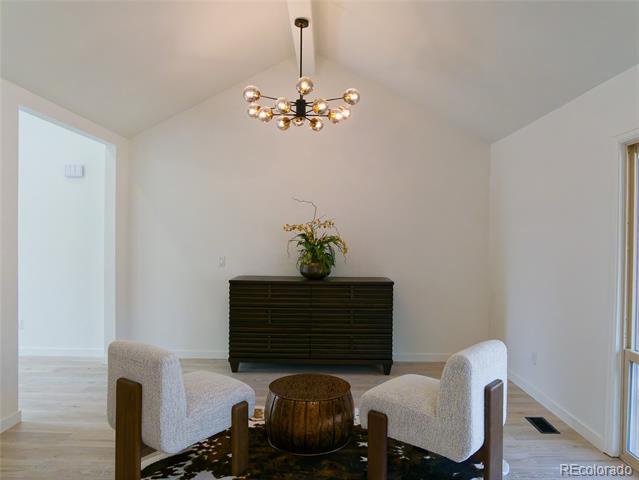 Building Photo - 5927 S Yates Ct
