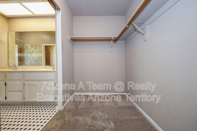 Building Photo - 7847 E Marquise Dr