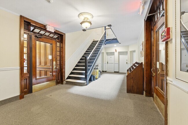 Building Photo - 21 Chauncy St