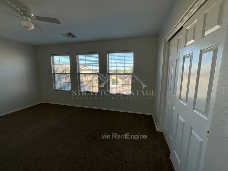 Building Photo - 7323 W Alta Vista Rd