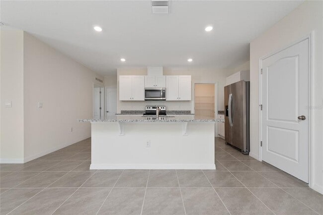 Building Photo - 2071 Tay Wes Dr