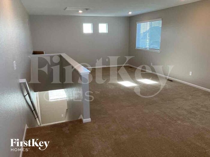 Building Photo - 4401 N Quatar Ct