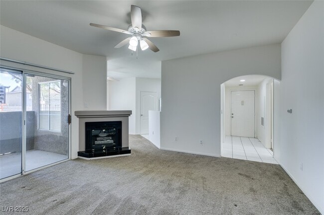 Building Photo - 5525 W Flamingo Rd