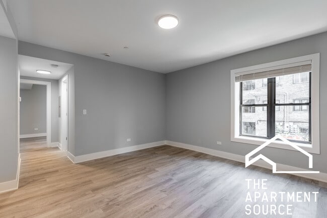 Building Photo - 1135 Oak Ave