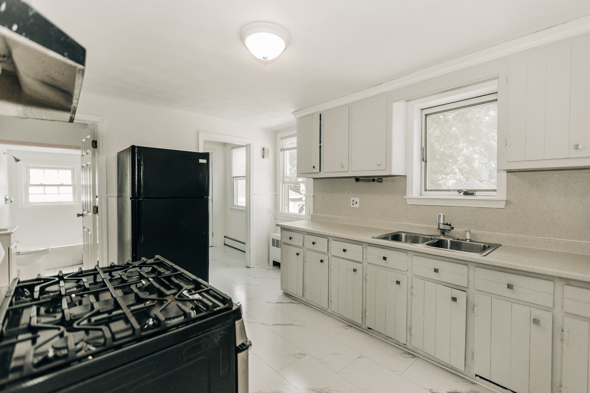 kitchen - 31 Catherine St