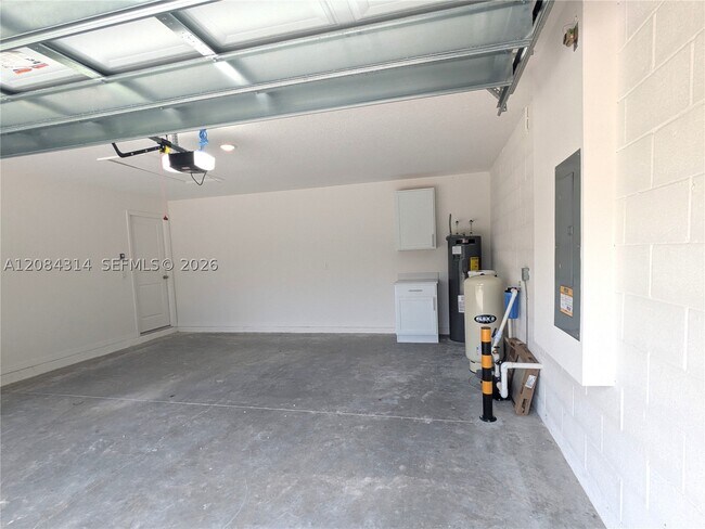 Building Photo - 1329 Biarritz St NW