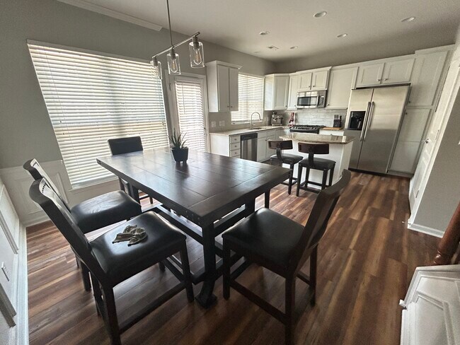 Building Photo - 1070 Drayton Ct