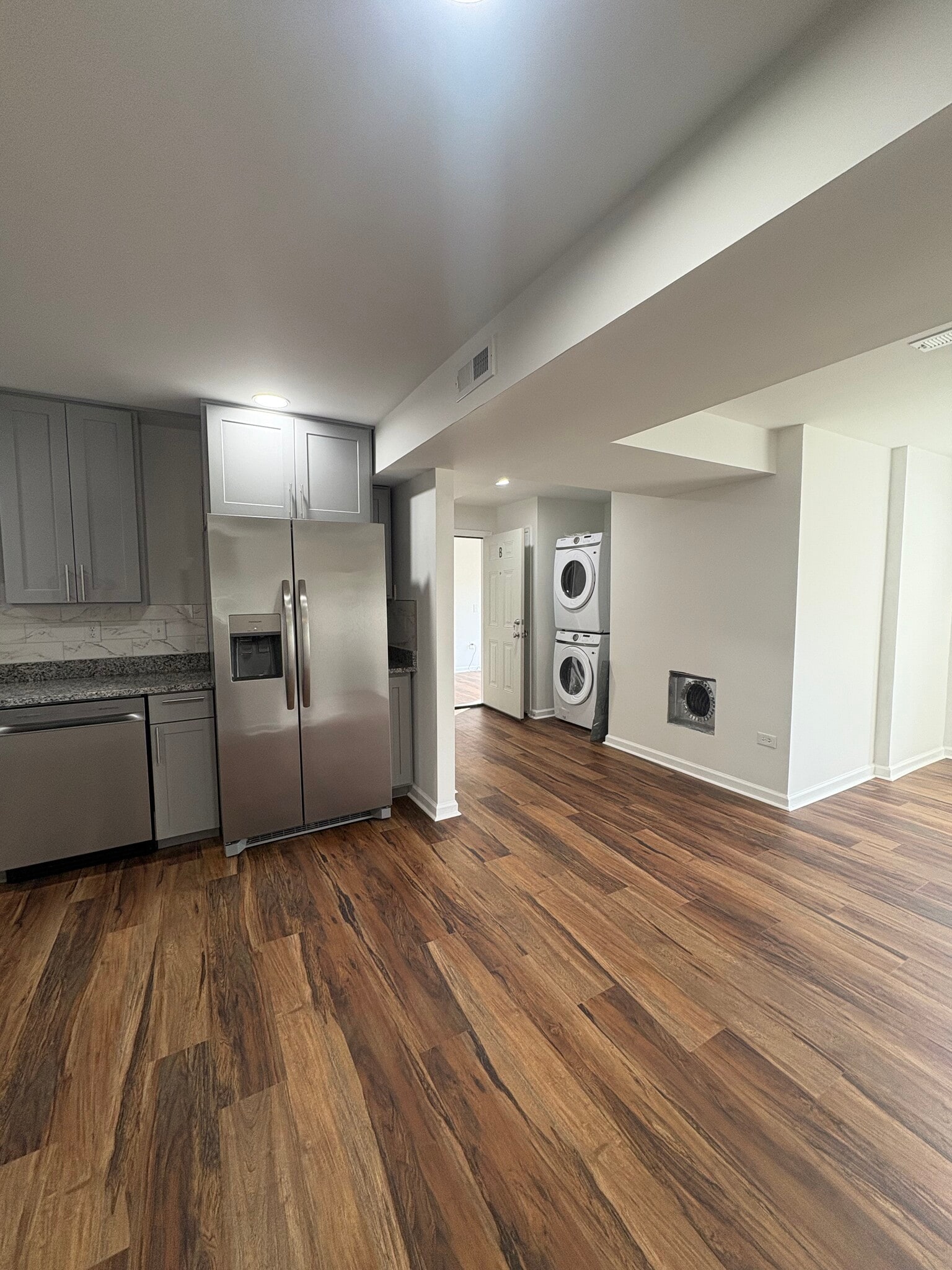 Building Photo - 909 Ridge St