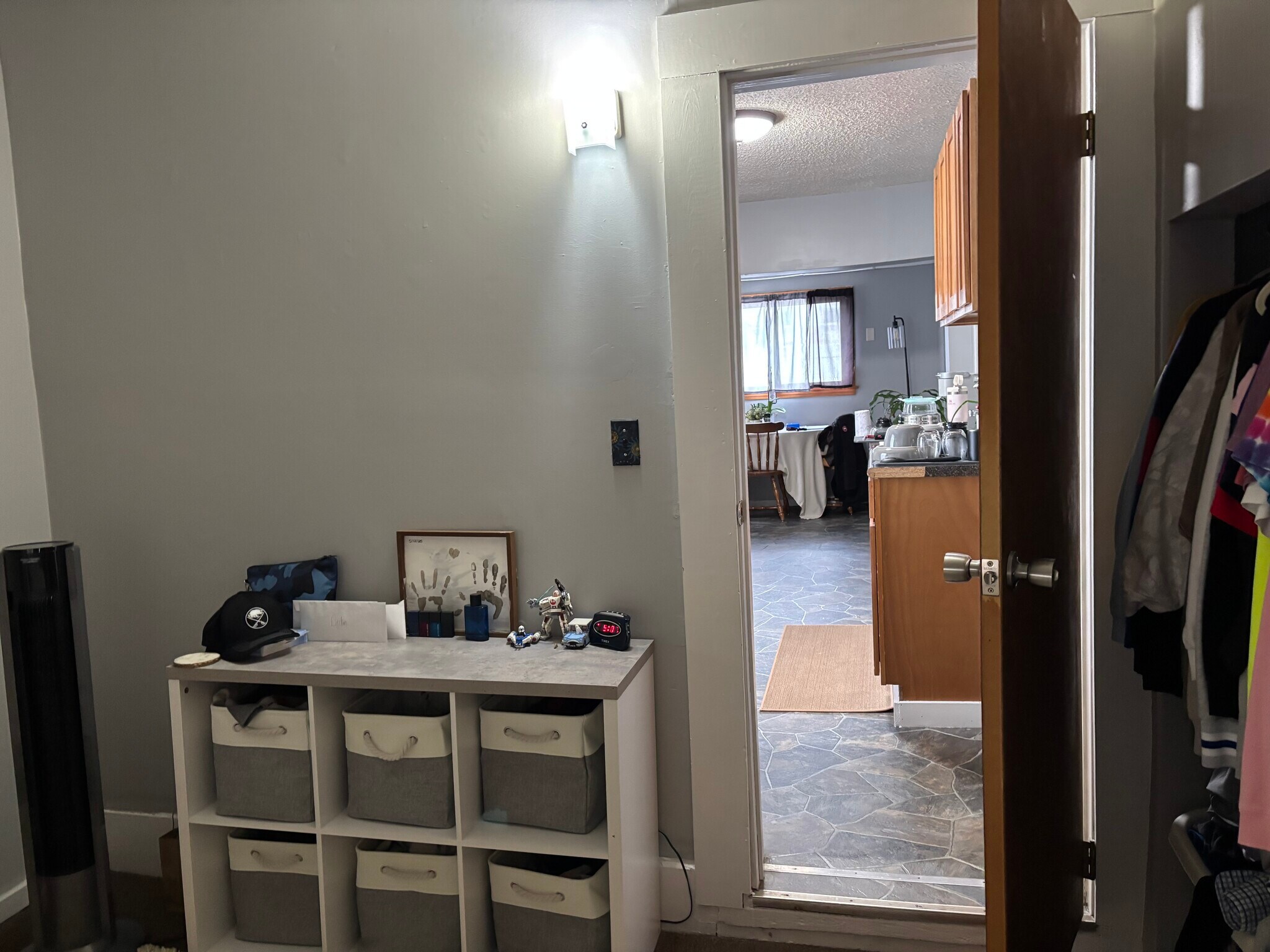 Building Photo - 6 Forest Pl