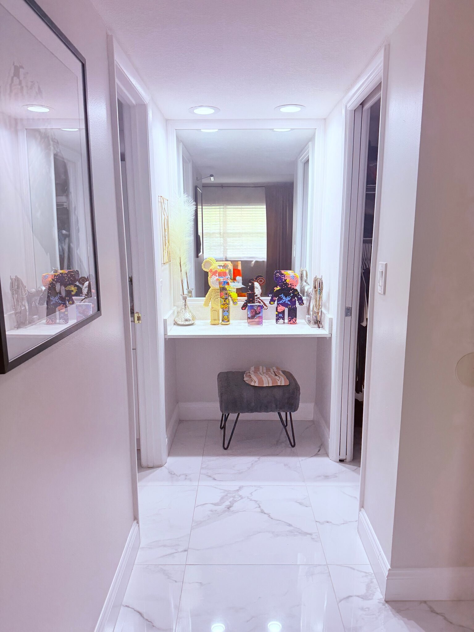 Building Photo - 545 Oaks Ln