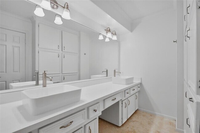 Building Photo - 32 Tanager Trail