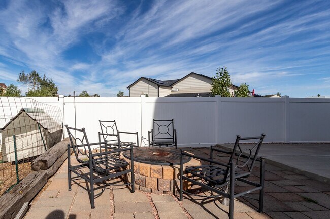 Building Photo - Spacious Home in Woodmen Hills!!!