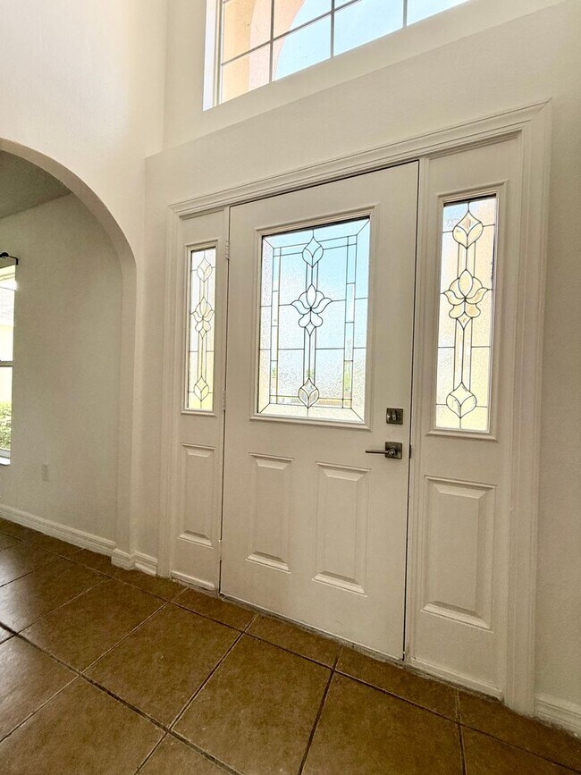 Building Photo - The perfect haven - 4Bedrooms / 2.5Bath family home at Orlando!