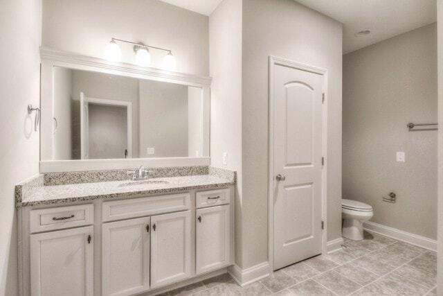 Building Photo - 1457 Channing Dr