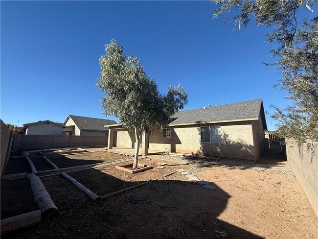 Building Photo - 3298 E Ames Ave