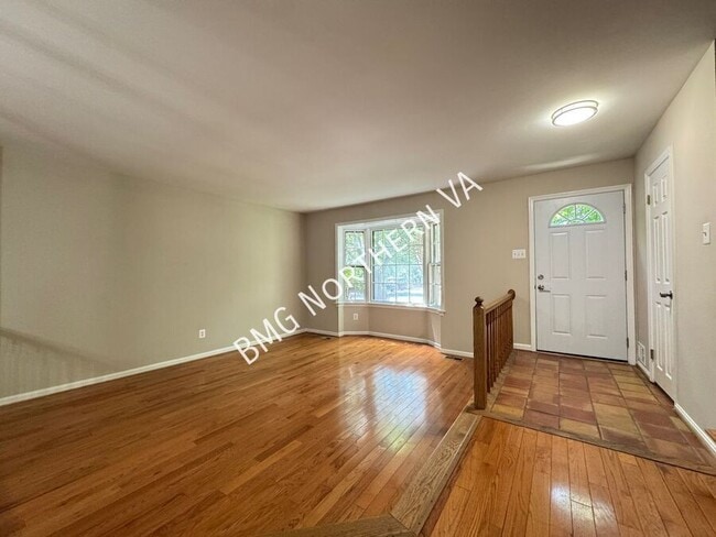 Building Photo - 9606 Scotch Haven Dr