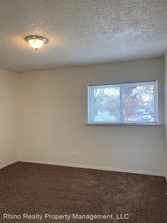 Building Photo - 370 Atrisco Dr SW