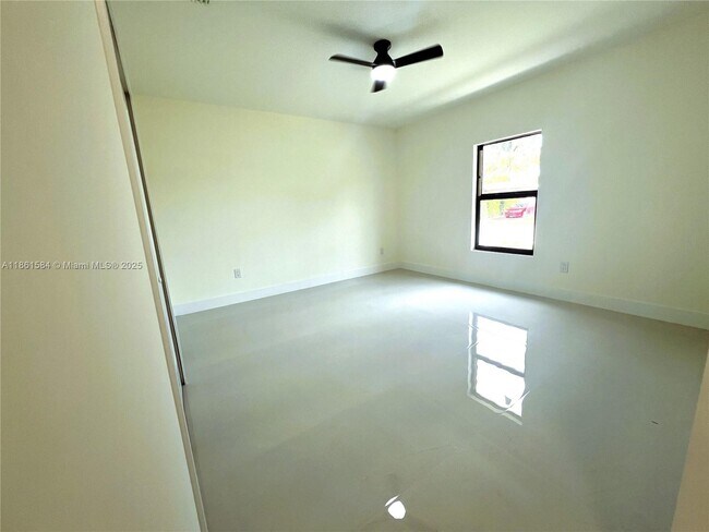 Building Photo - 11510 SW 141st St