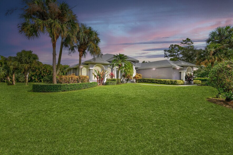 Building Photo - 14155 74th St N