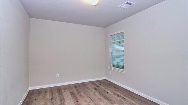 Building Photo - 3524 Wooded Ln