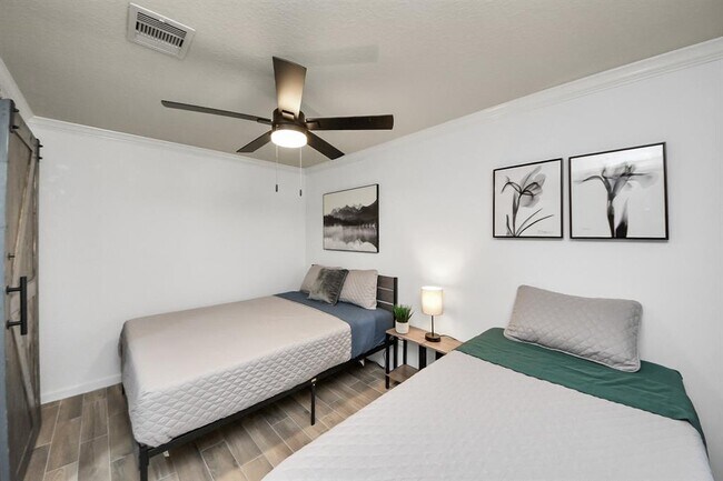 Building Photo - 11754 Green Coral Drive
