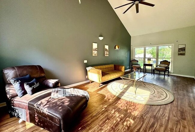 Building Photo - 1501 Buk Ct