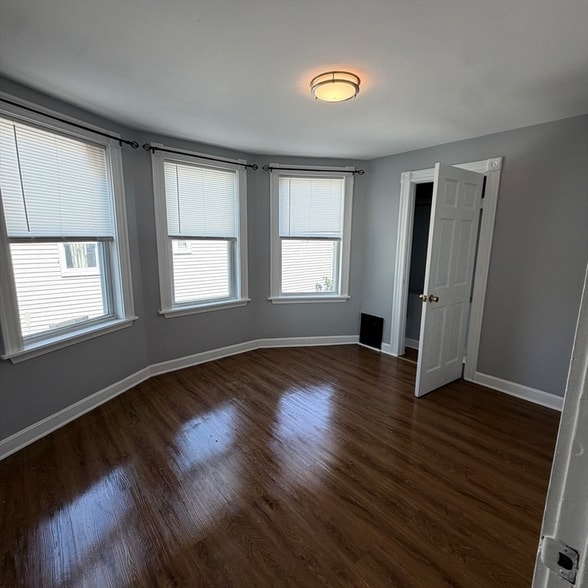 Building Photo - 28 Minot St