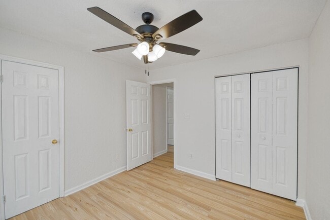 Building Photo - 3464 Daylily Ln