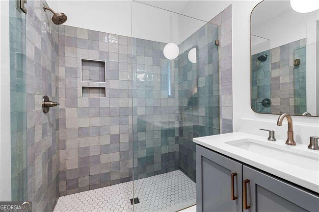 Building Photo - 255 High St