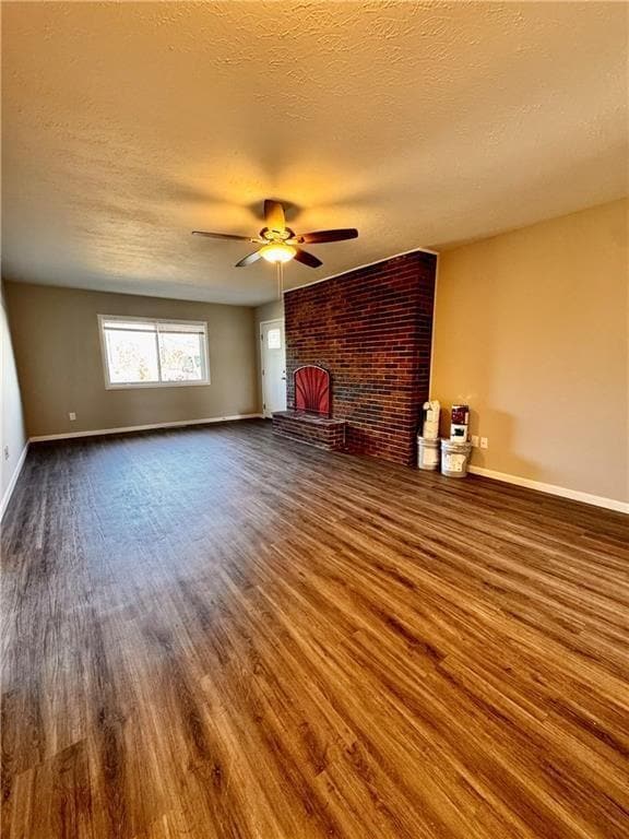 Building Photo - 14895 Dutchmans Dr