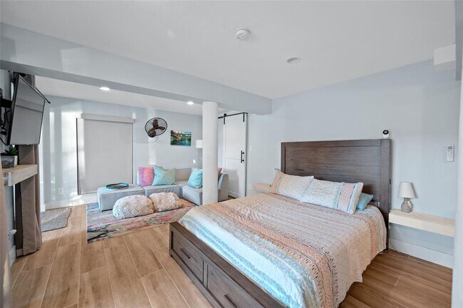 Building Photo - 1708 Ski Slope Dr