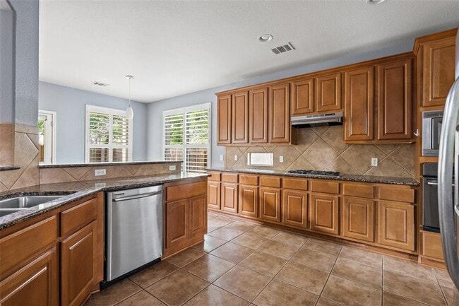 Building Photo - 908 Golden Palomino Ct