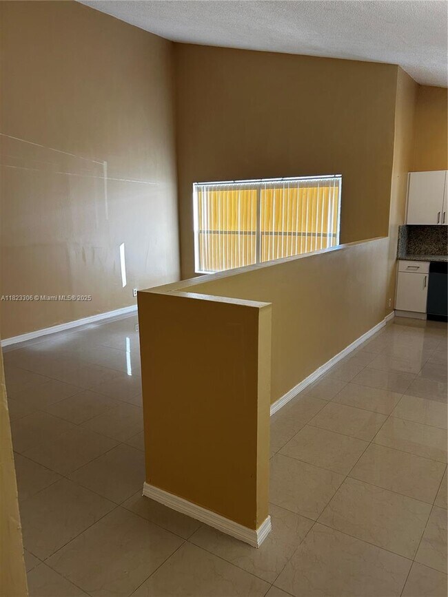 Building Photo - 701 SW 79th Terrace