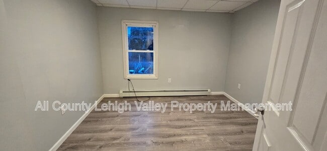 Building Photo - 1922 Glendale Ave