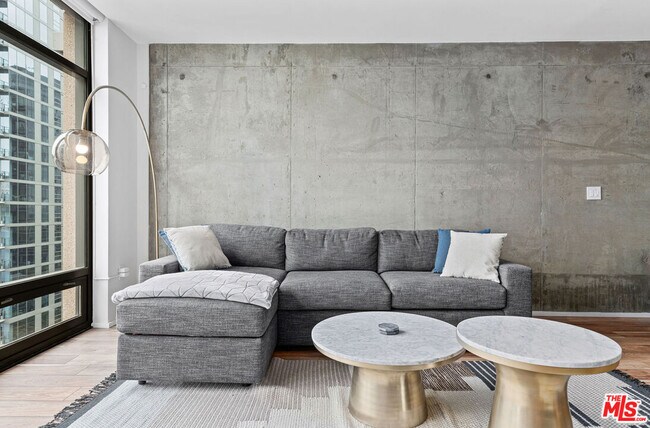 Building Photo - 1111 S Grand Ave