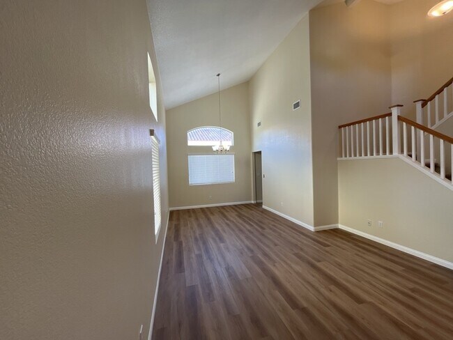 Building Photo - Encounter the ultimate luxury living experience with this 4-bedroom, 2197 sq ft house
