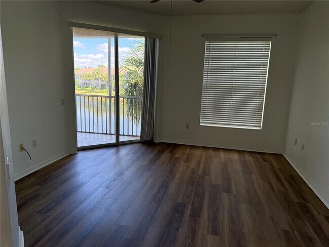 Building Photo - 6952 Prosperity Cir
