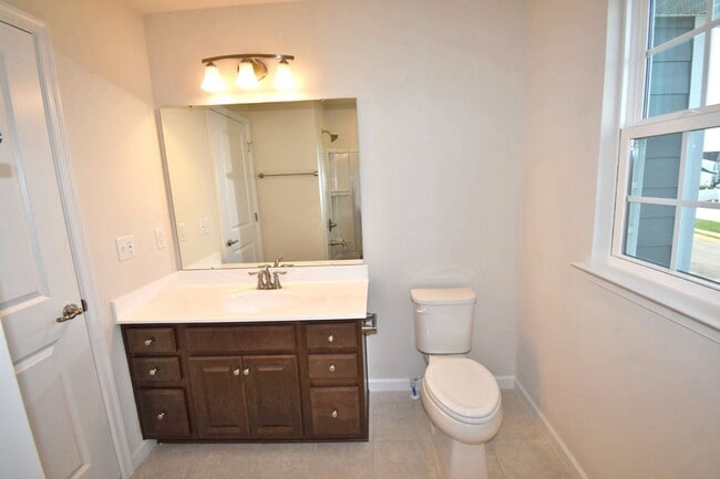 Building Photo - Gorgeous 4BR/2.5BA home in Three Rivers, triple Rockvale schools, neighborhood pool!