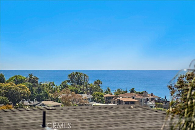 Building Photo - 1435 Bluebird Canyon Dr