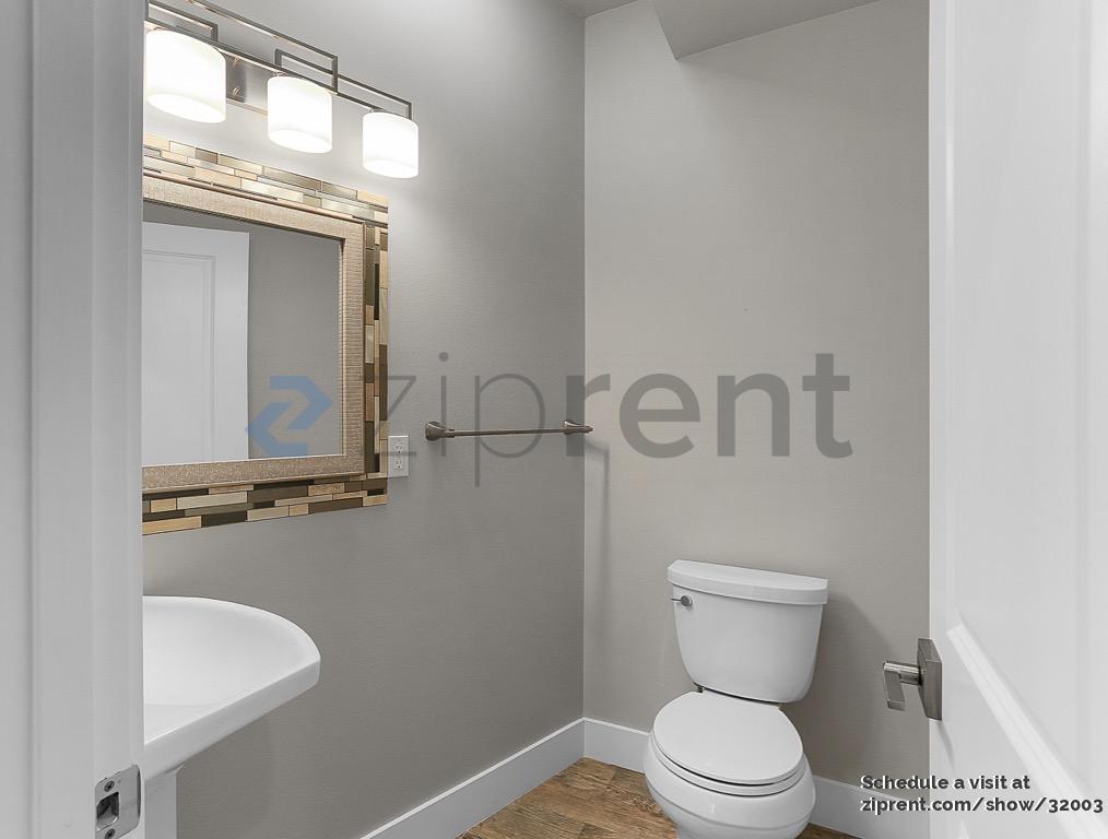 Building Photo - 17530 83rd Pl NE