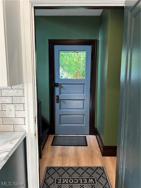 Building Photo - 18914 Mitchell Ave