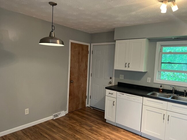 Building Photo - Joslynn Properties LLC-8315 &amp; 8317