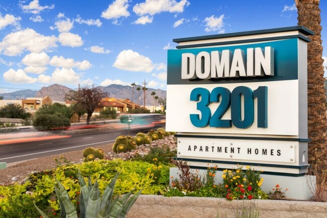 Building Photo - Domain 3201