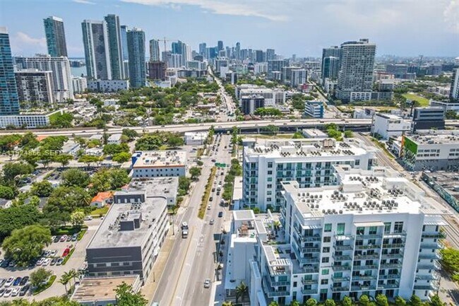 Building Photo - 3900 Biscayne Blvd