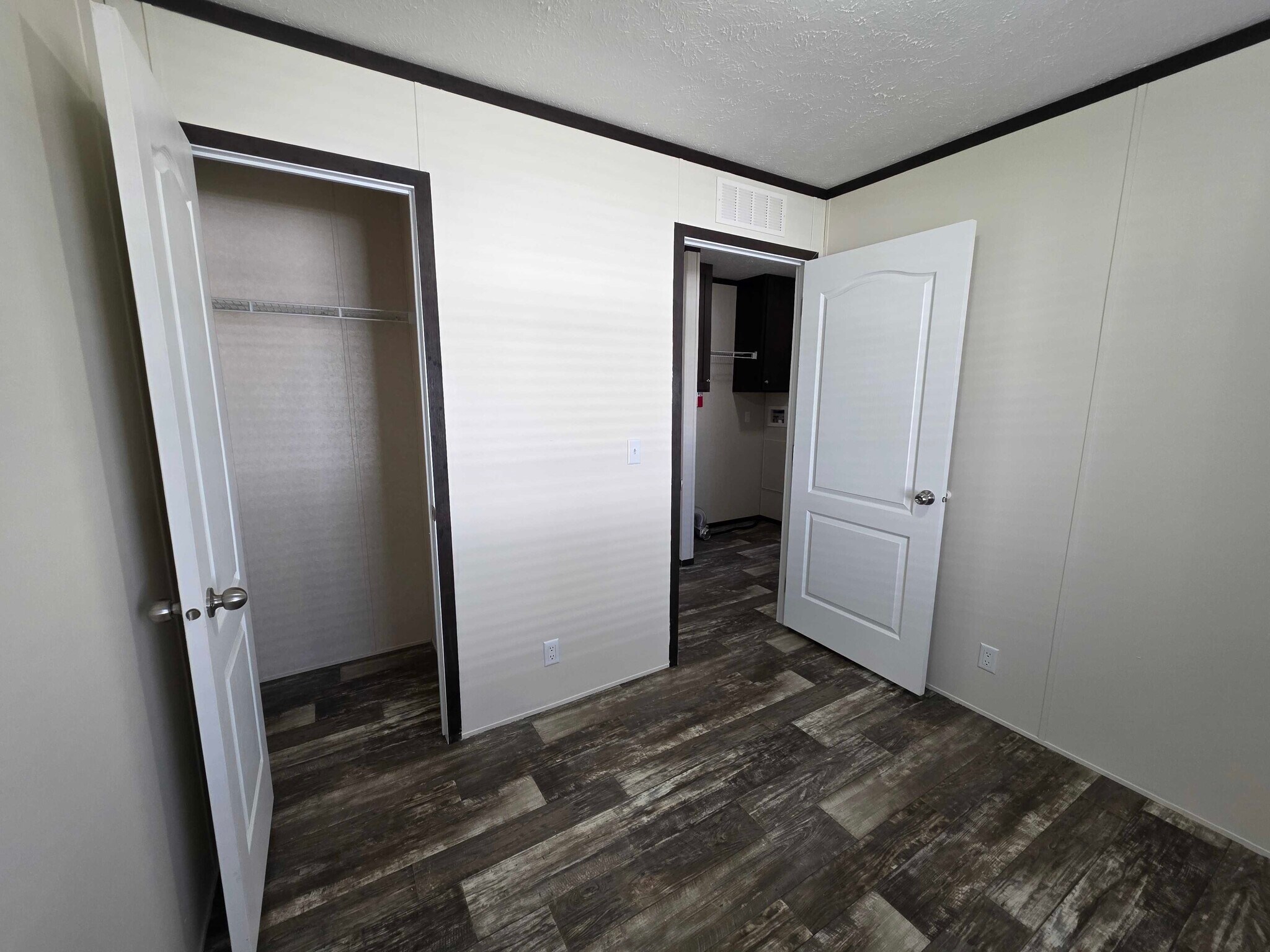 Building Photo - 3727 Birch St