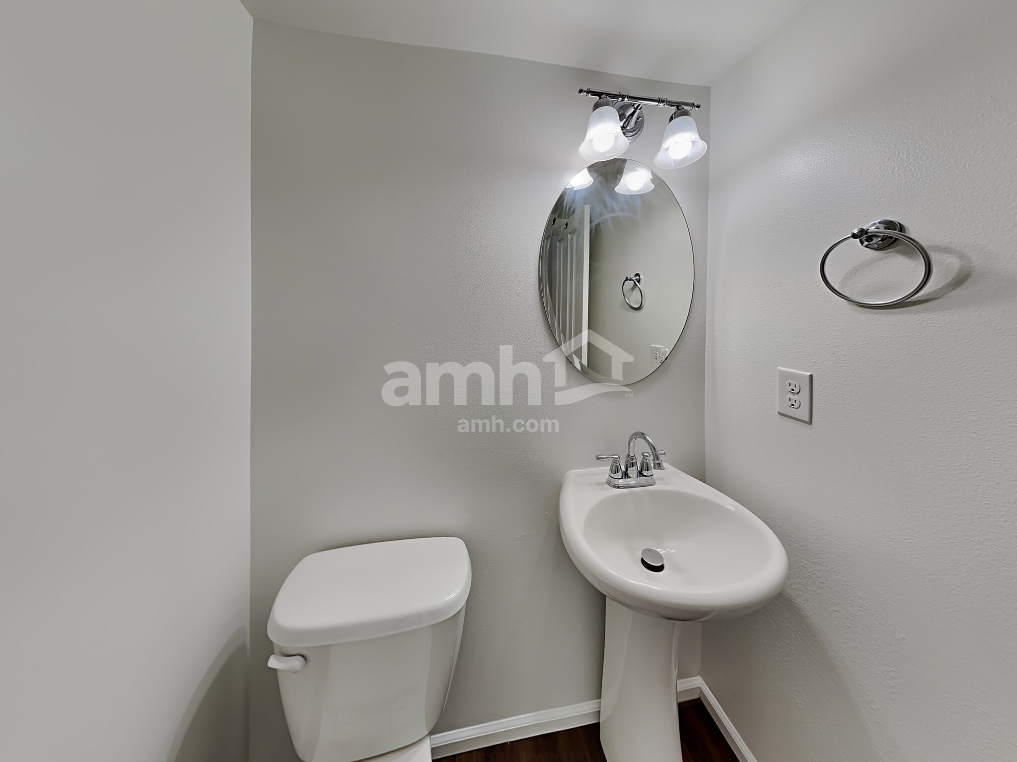 Building Photo - 17920 16th Ave Ct E