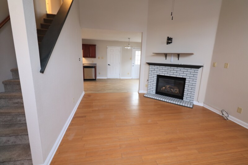 Building Photo - 12803 Old Glory Dr