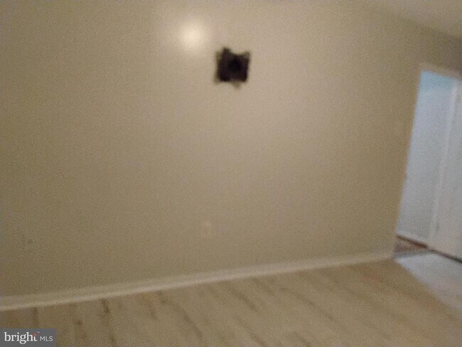 Building Photo - 1219 Marcy Ave