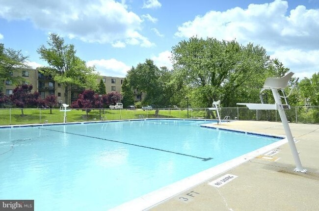 Building Photo - 7425 Democracy Blvd