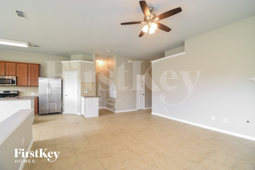 Building Photo - 4814 Emerald Bay Cir